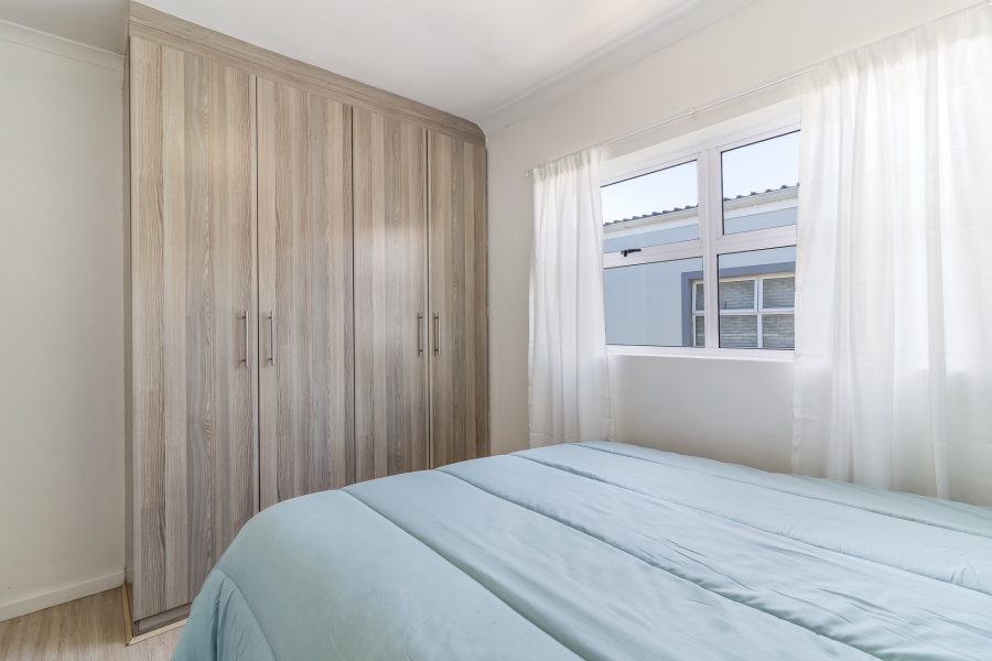 2 Bedroom Property for Sale in Nuutgevonden Western Cape